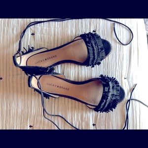 Lucky Brand- Genuine Leather Wrap Fringe Sandals